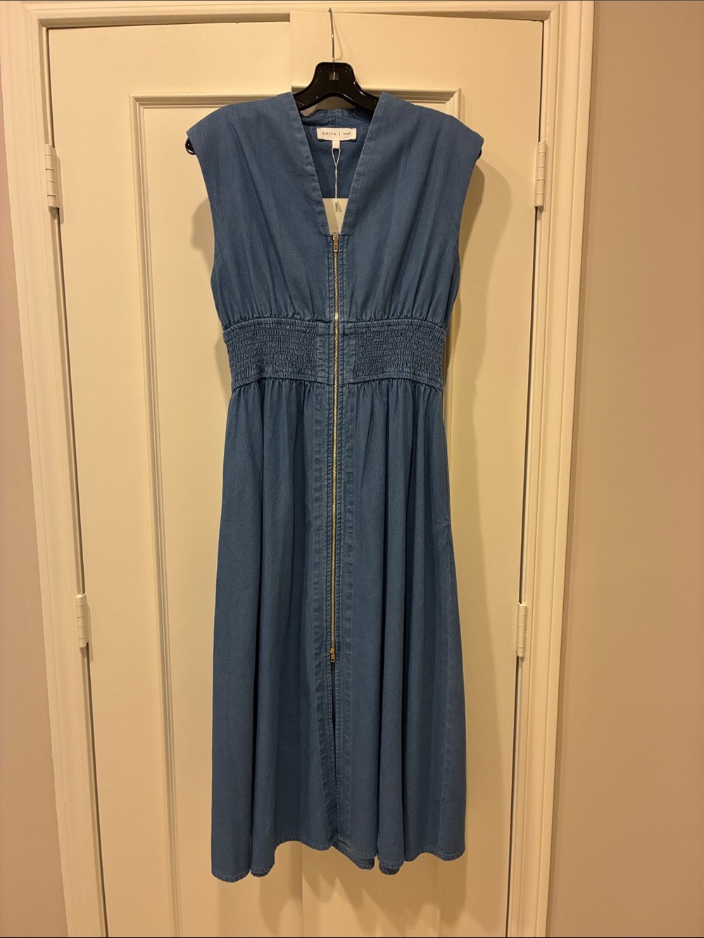 entro Dress